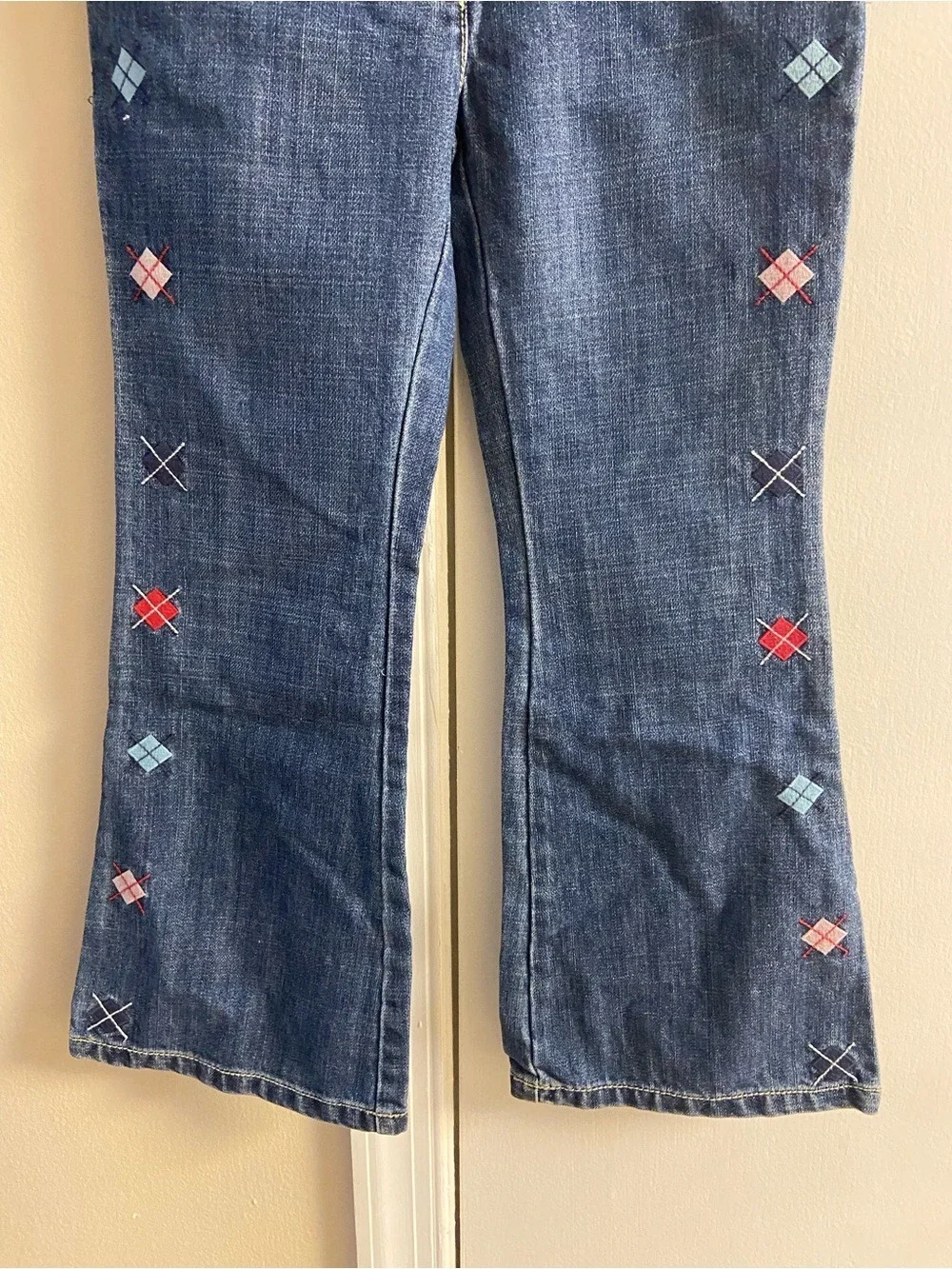 Gymboree Dark Blue Flare Jeans with Red & Light Blue Embroidery Sz 6 NWT